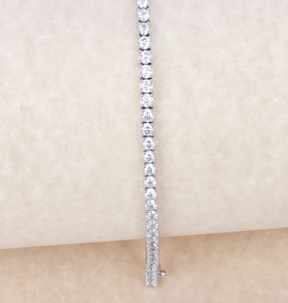 Moissanite Round Brilliant Cut Tennis Bracelet