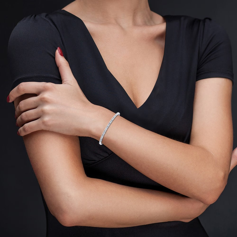 Colorless Moissanite Round Cut  Bracelet For Women's