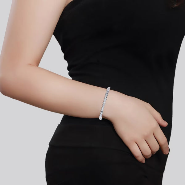 VVS1 Moissanite Round Cut Bracelet For Anniversary Gift